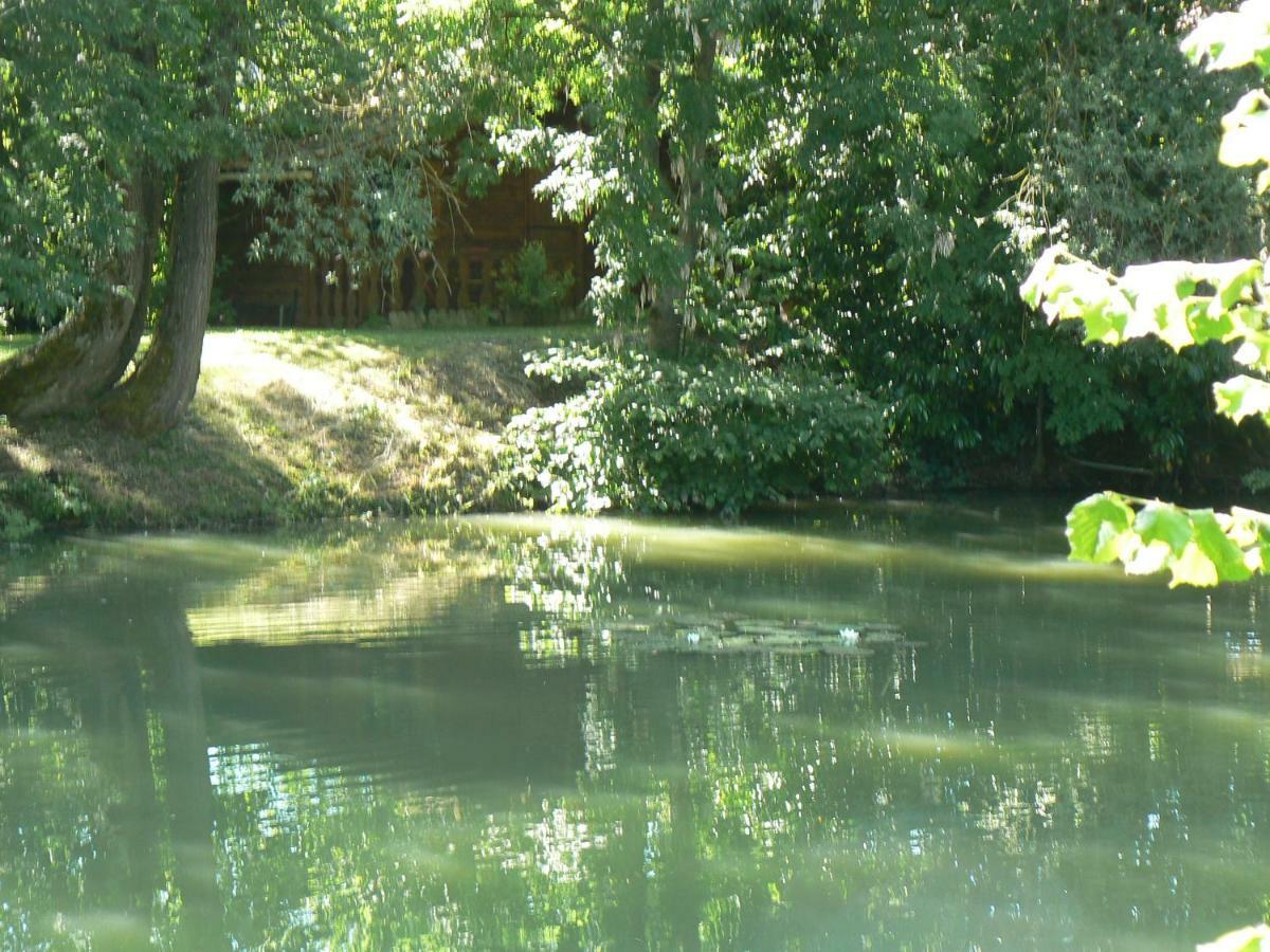 La Maison De L'Etang Sampigny Exterior photo